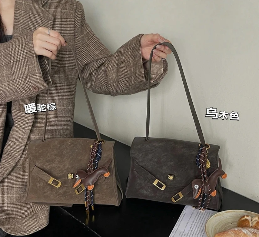 （复古骑士包）新款复古复古擦色做旧真皮凯莉包锁扣高级单肩斜挎包