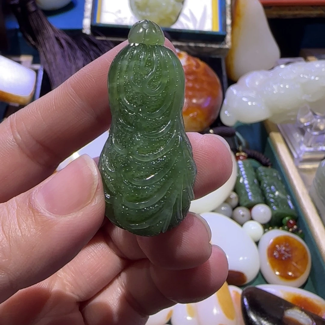 和田玉（碧玉）未镶嵌颈饰