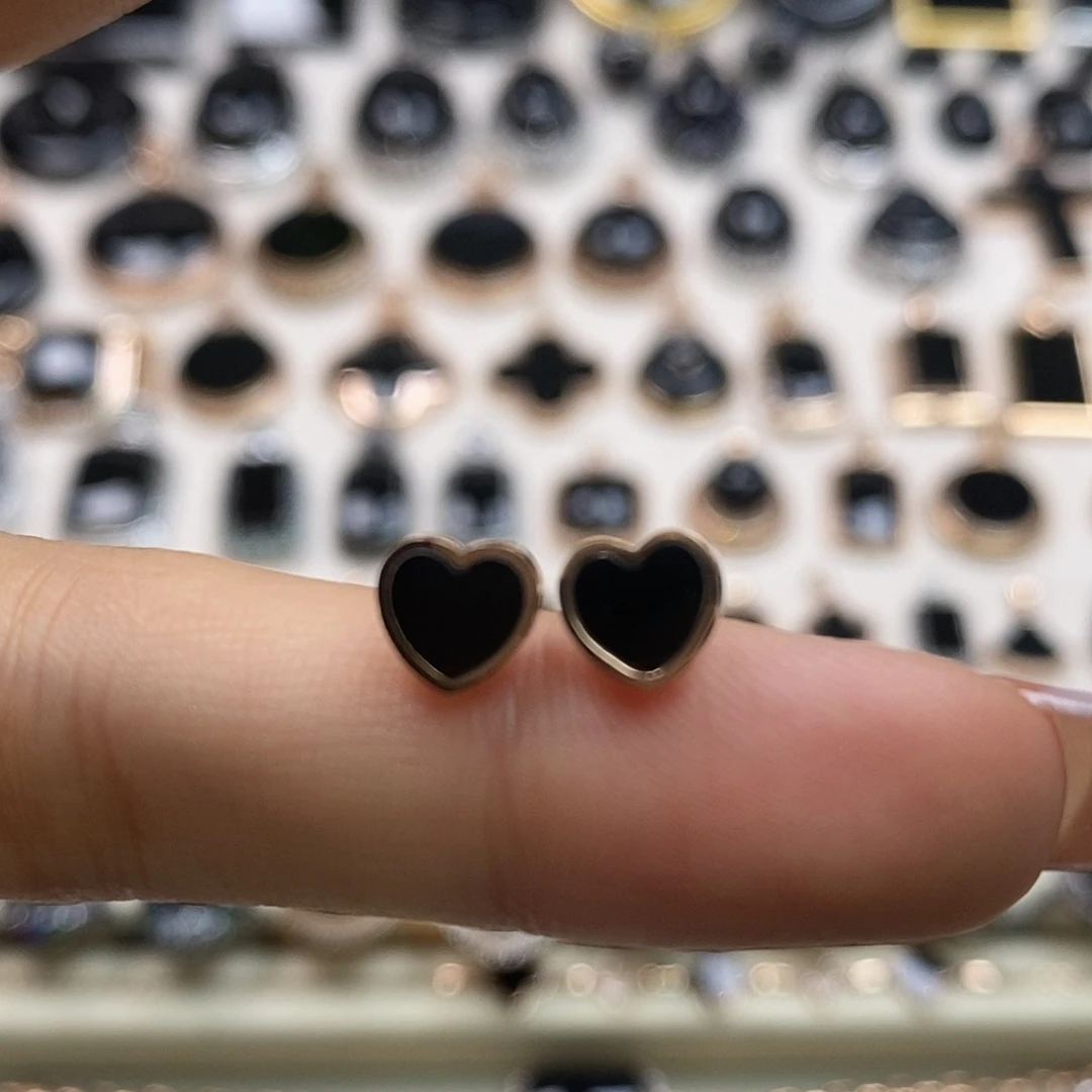 翡翠18K金镶嵌耳饰