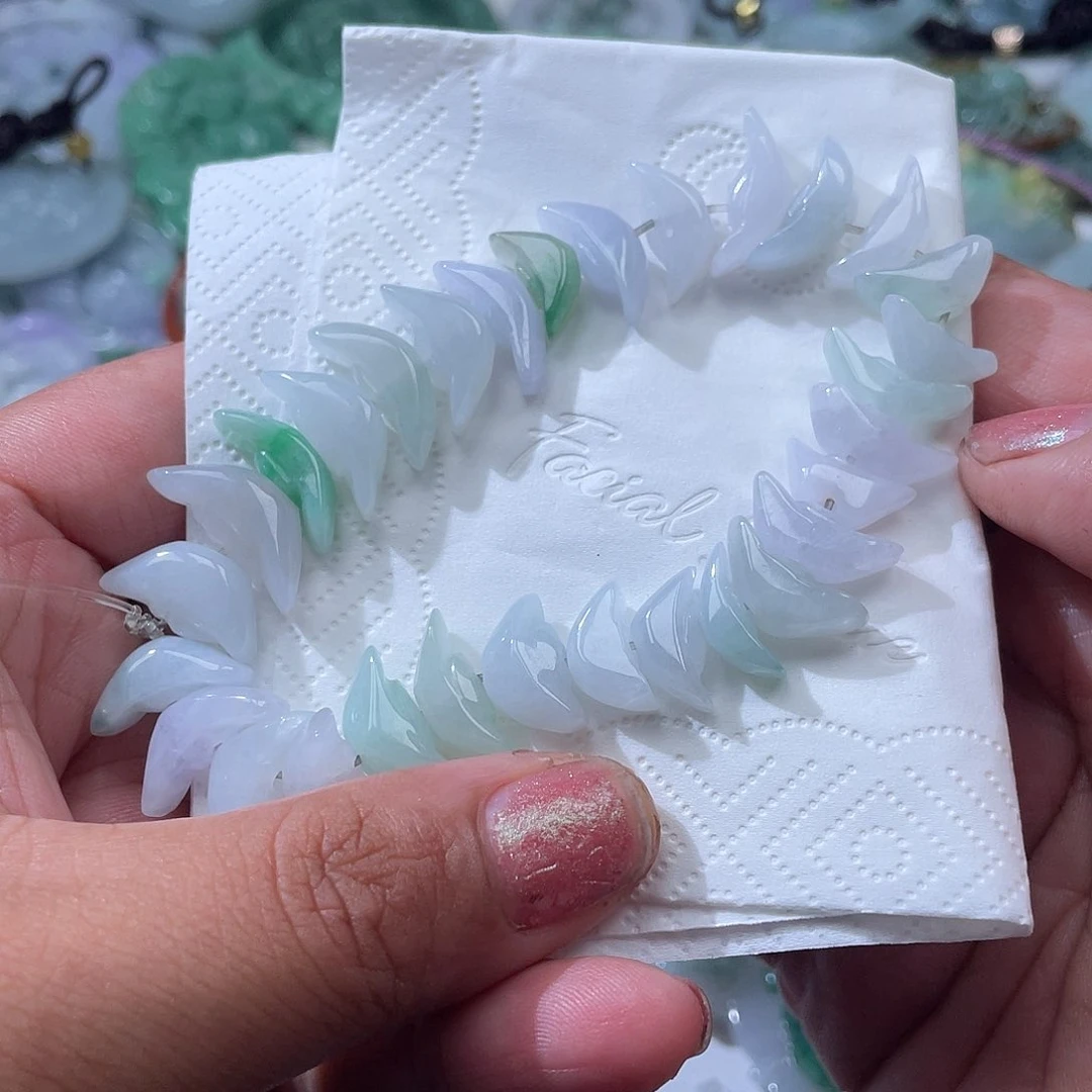 颈饰未镶嵌翡翠翡玉缘翡翠