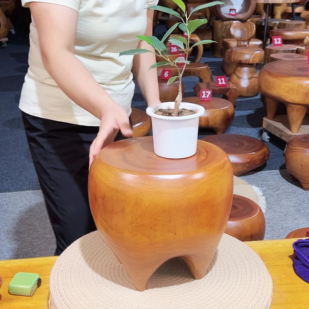 16 号香樟木尺寸：26-23-25cm