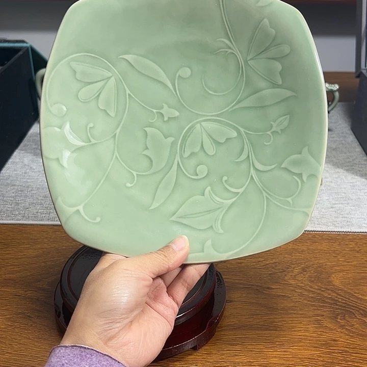 耀州窑青釉玉兰方盘1只