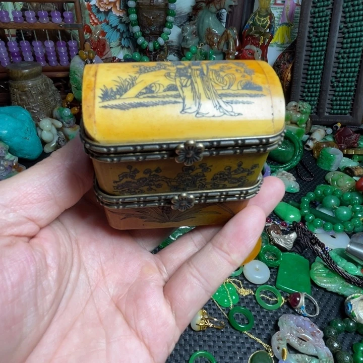 吊坠滴血莲花菩提