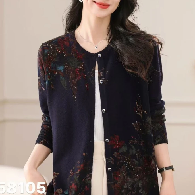 女士纯毛中长时尚外搭