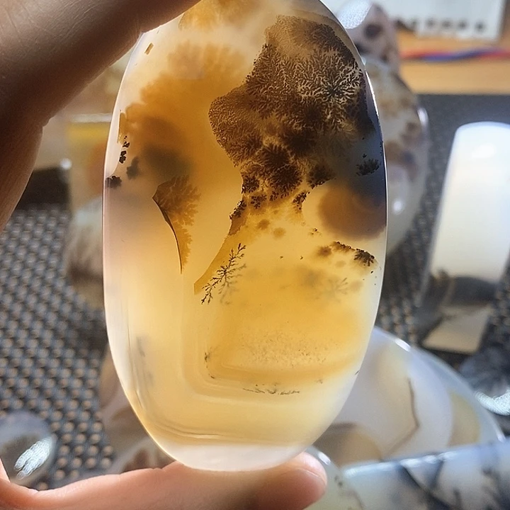 玛瑙/玉髓颈饰未镶嵌玉**石