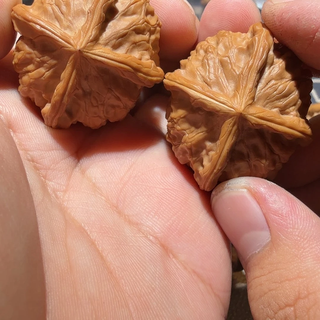 文玩核桃吊坠金锭正四棱