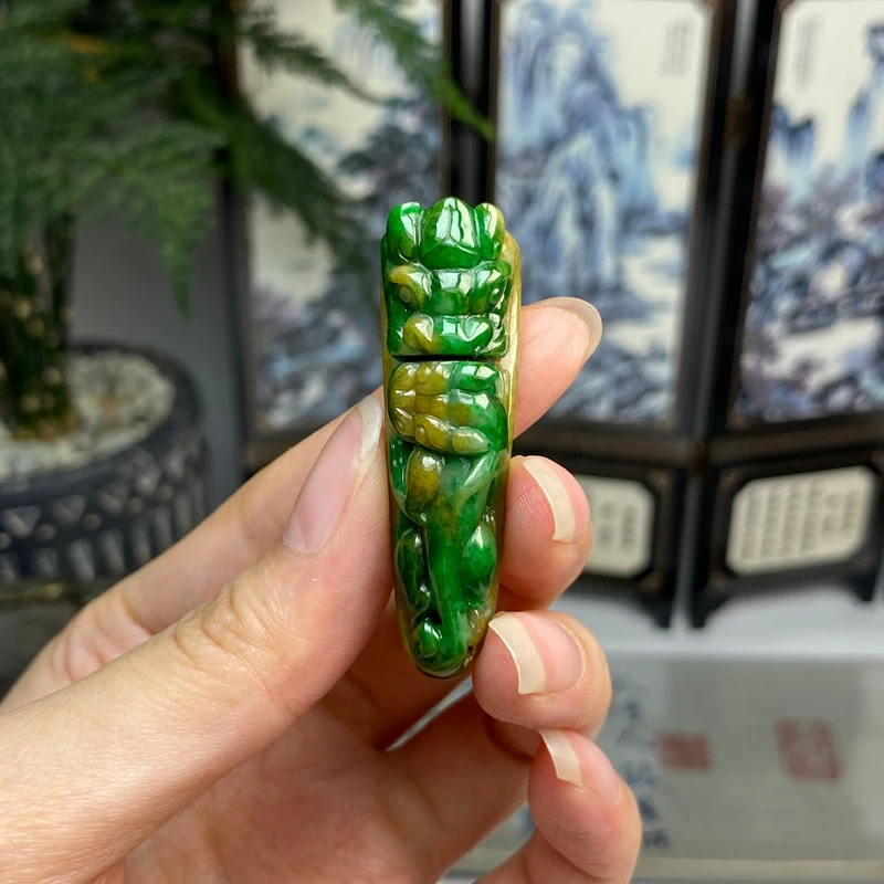 老料阳绿黄加绿复古龙勾望子成龙吊坠 天然翡翠A货