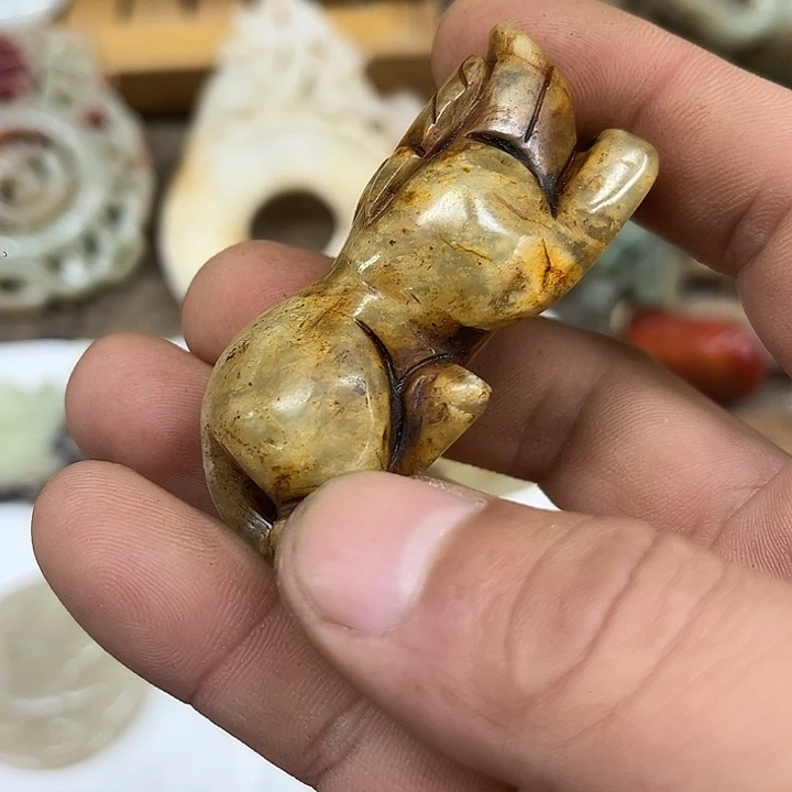 和田玉（糖玉）未镶嵌挂件