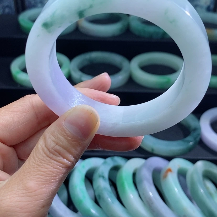 【闪购商品】定制翡翠手镯未镶嵌不*