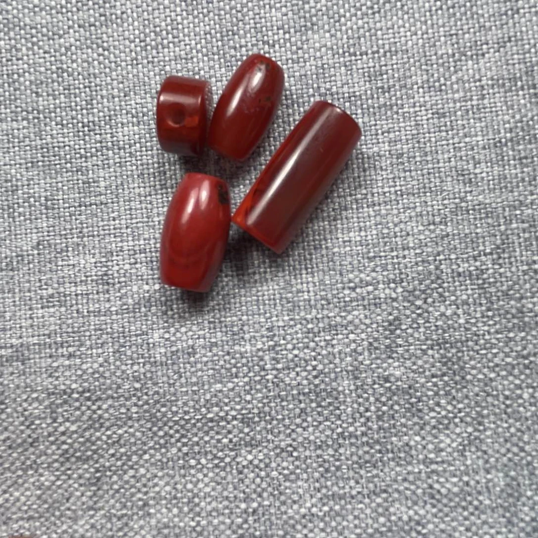 南红玛瑙颈饰合金小*贝