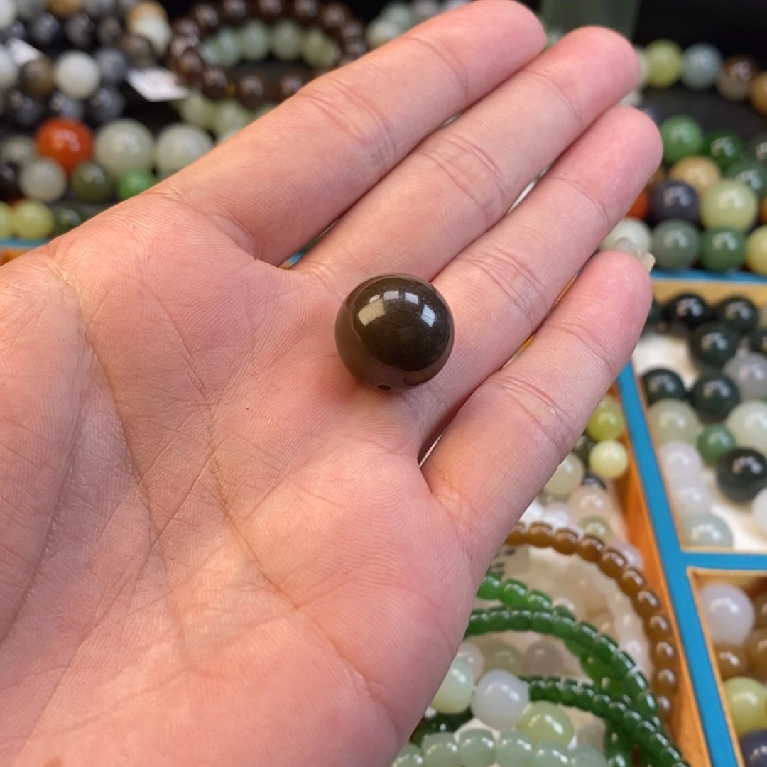 和田玉手串未镶嵌卡16巧克力糖单珠