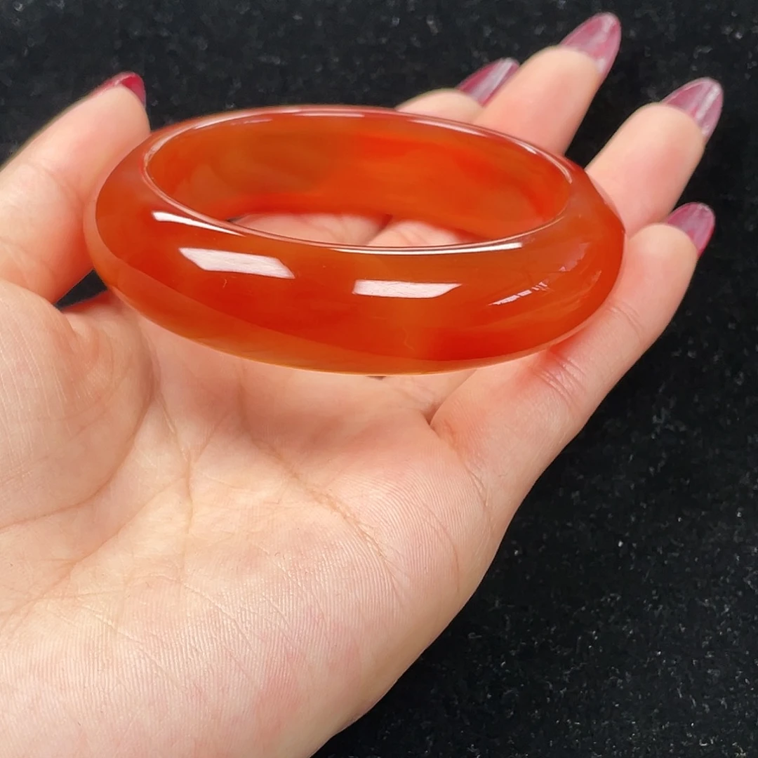 玛瑙/玉髓手镯未镶嵌唔****ぃ