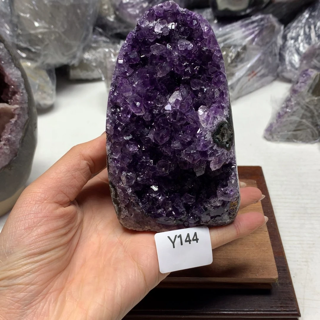 水晶摆件未镶嵌水晶