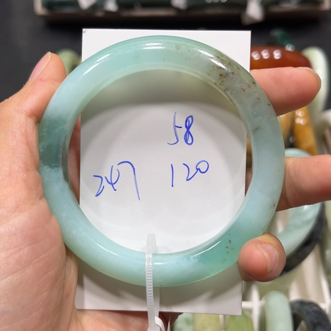 睡***.未镶嵌蛇纹石玉手镯