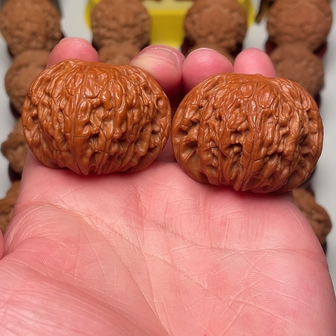 文玩核桃吊坠磨盘