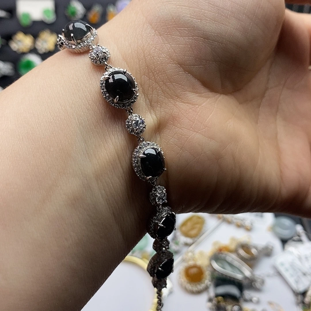 翡翠未镶嵌戒指翡翠