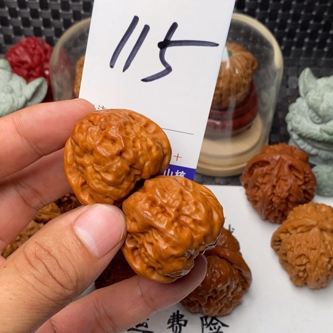 文玩核桃吊坠核桃