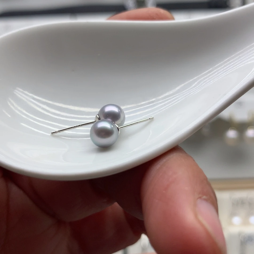 银S925镶嵌耳饰淡水珍珠