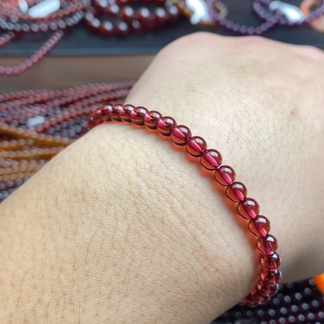 琳***琳手链未镶嵌石榴石5mm收藏级香槟粉9.4g