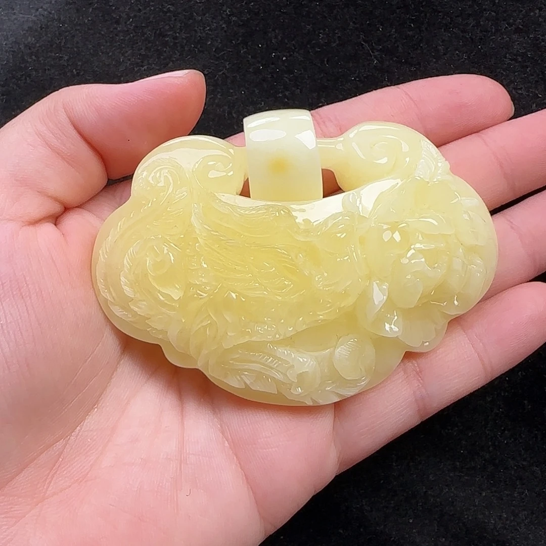 丹***金蜜蜡未镶嵌珠宝奇石