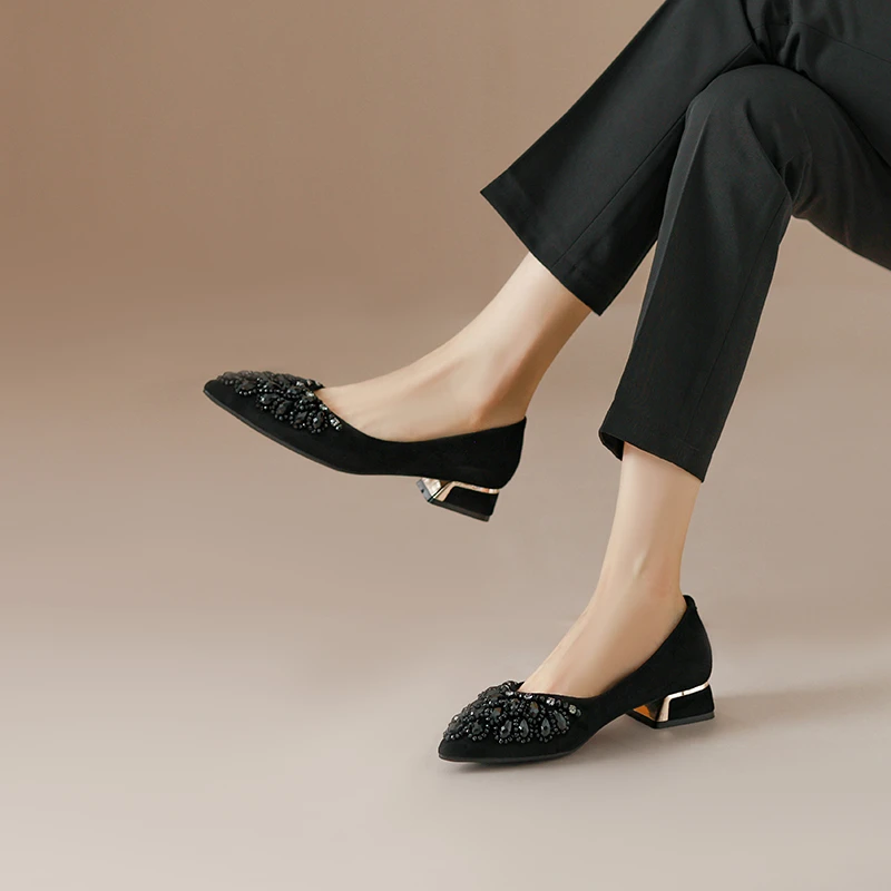 24年秋季上新手工鱼线缝纫尖头单鞋粗跟手工串珠女鞋百搭绒面加绒