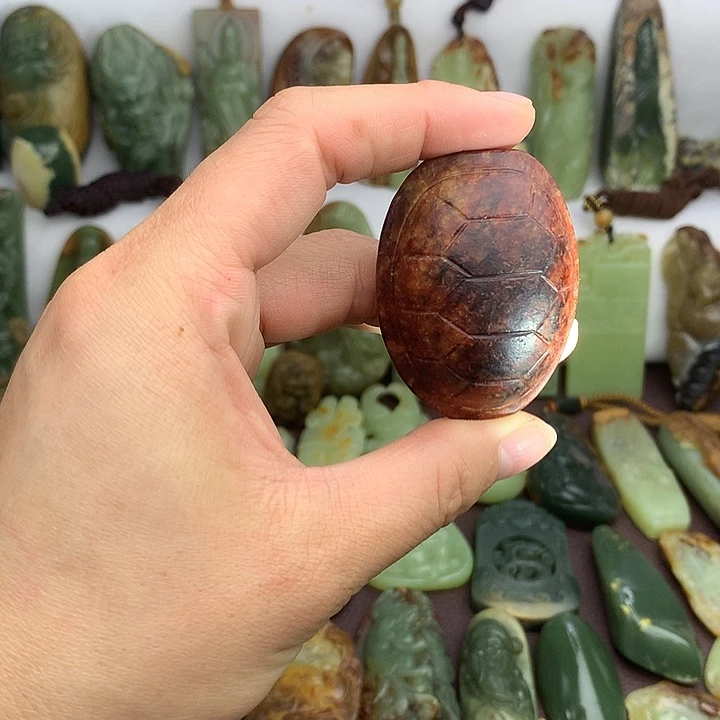 岫岩河磨玉（透闪石质玉）未镶嵌挂件