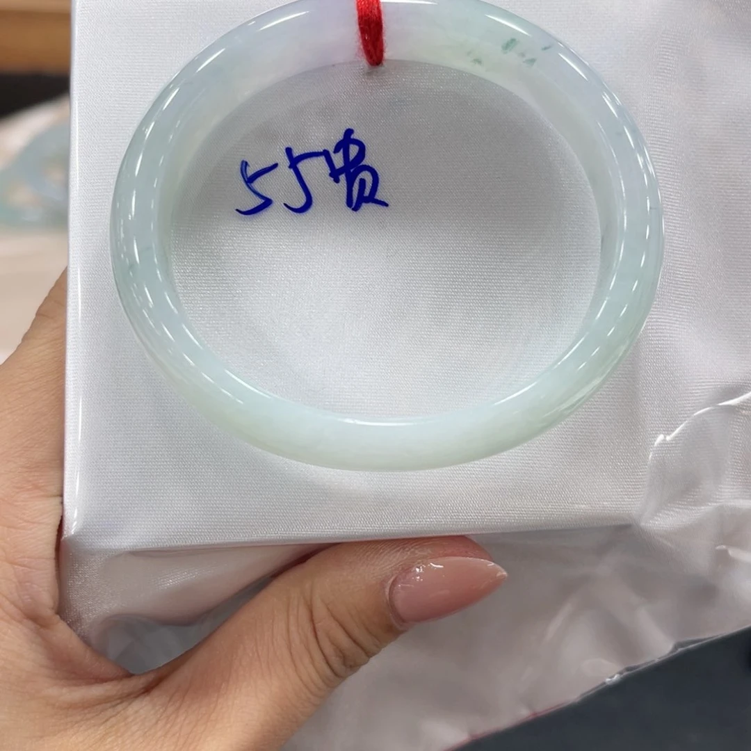 未镶嵌手镯翡翠翡翠