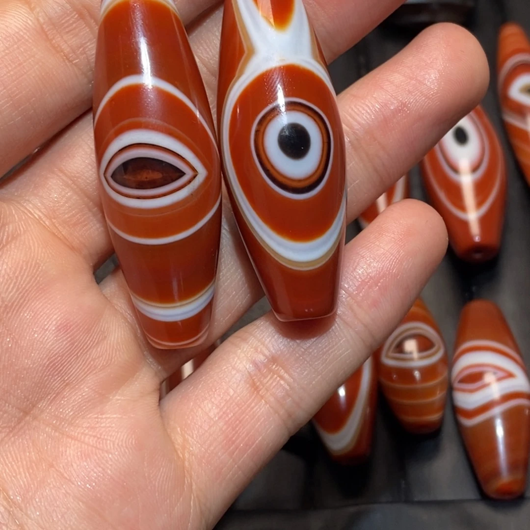 玛瑙/玉髓颈饰未镶嵌雪****）