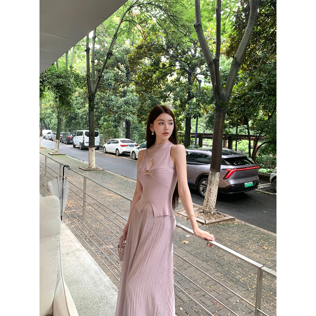 冯薪颖 时尚套装 镂空扭结背心女无袖修身针织套装 T506055