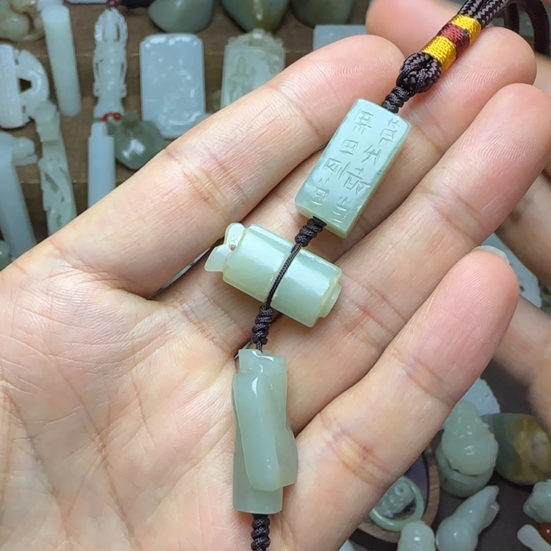 和田玉挂件未镶嵌