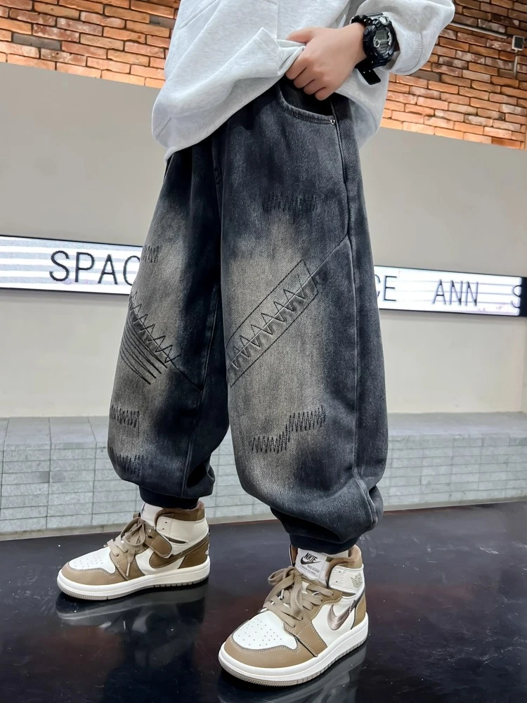 男童牛仔裤秋季儿童痞帅直筒裤子春秋款中小童洋气长裤2025新款秋