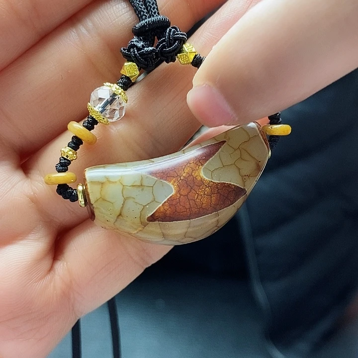 玛瑙/玉髓颈饰合金