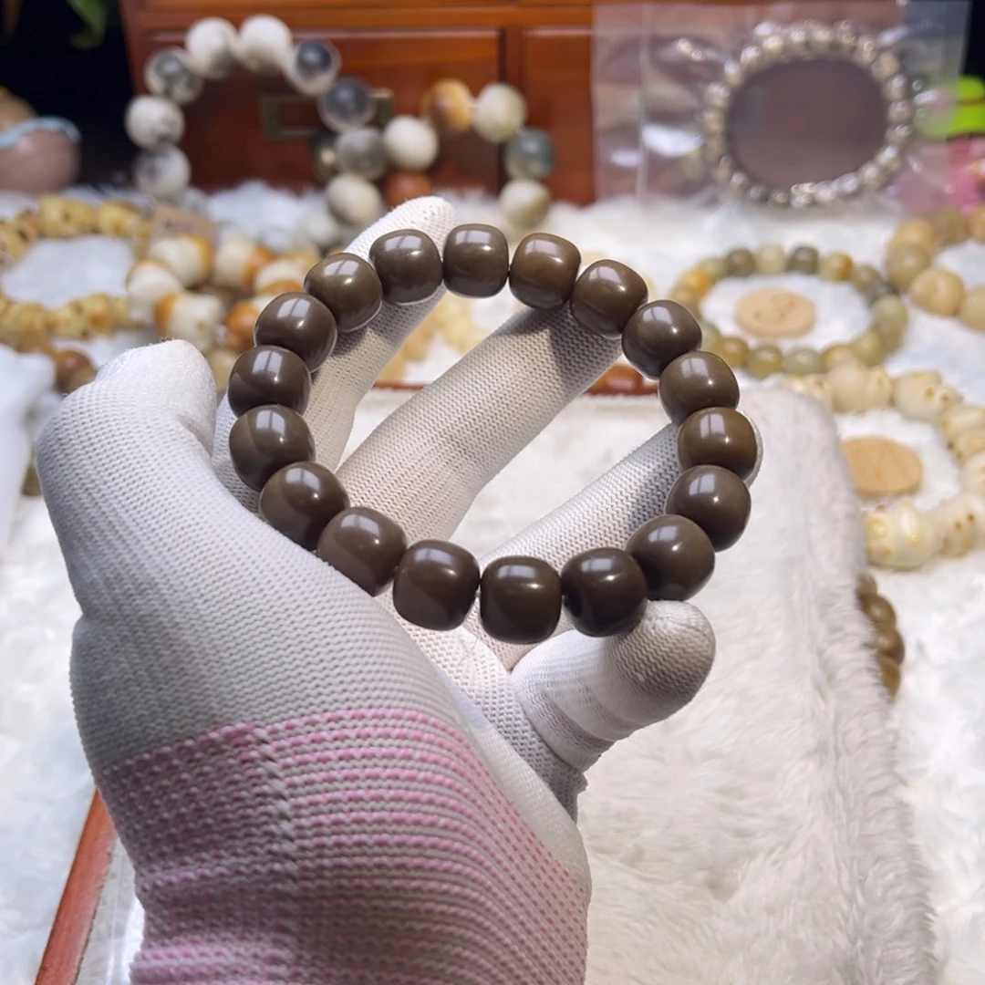 晟***吊坠菩提根/象牙果995微瑕