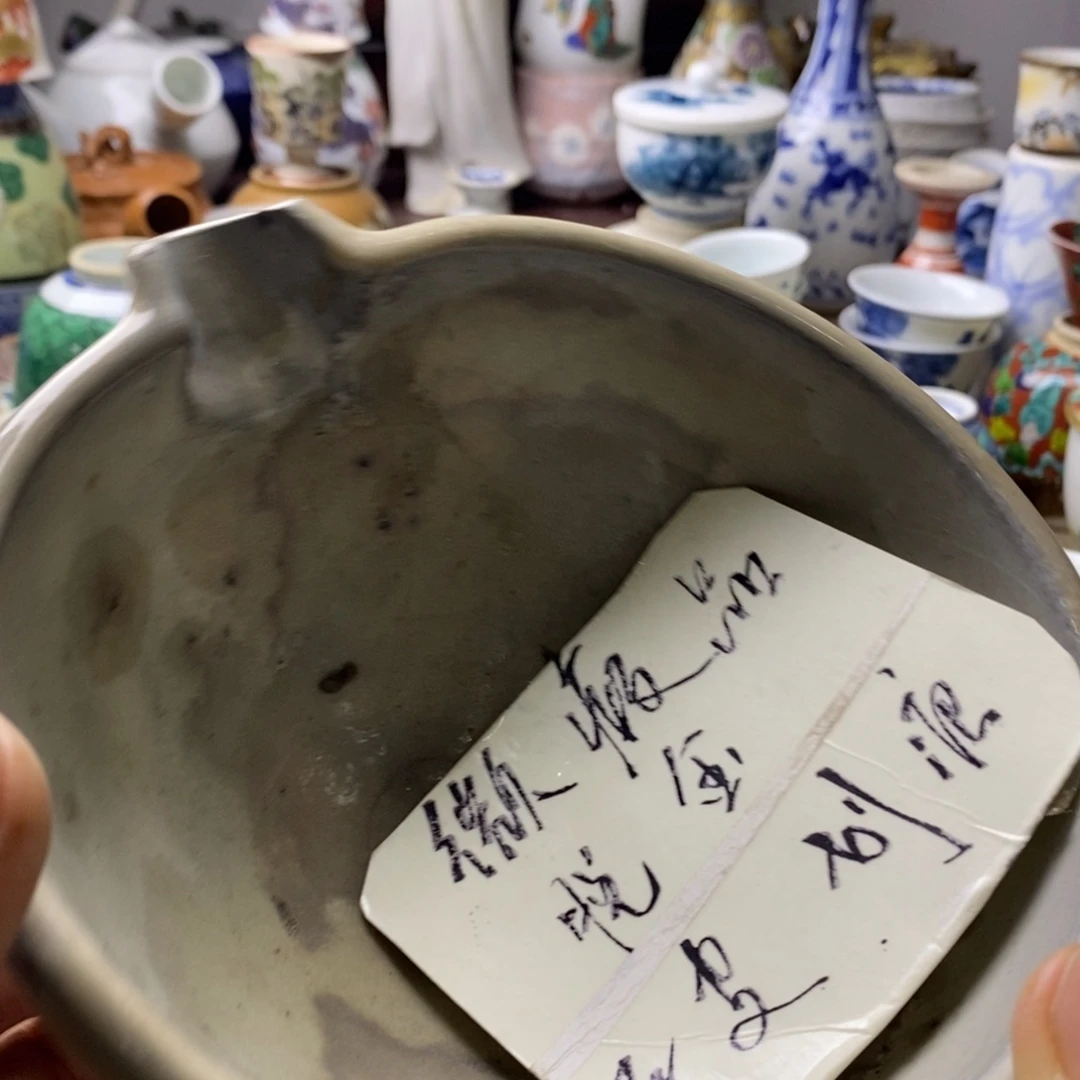 瓷片是因为它能有效保护眼睛哦是