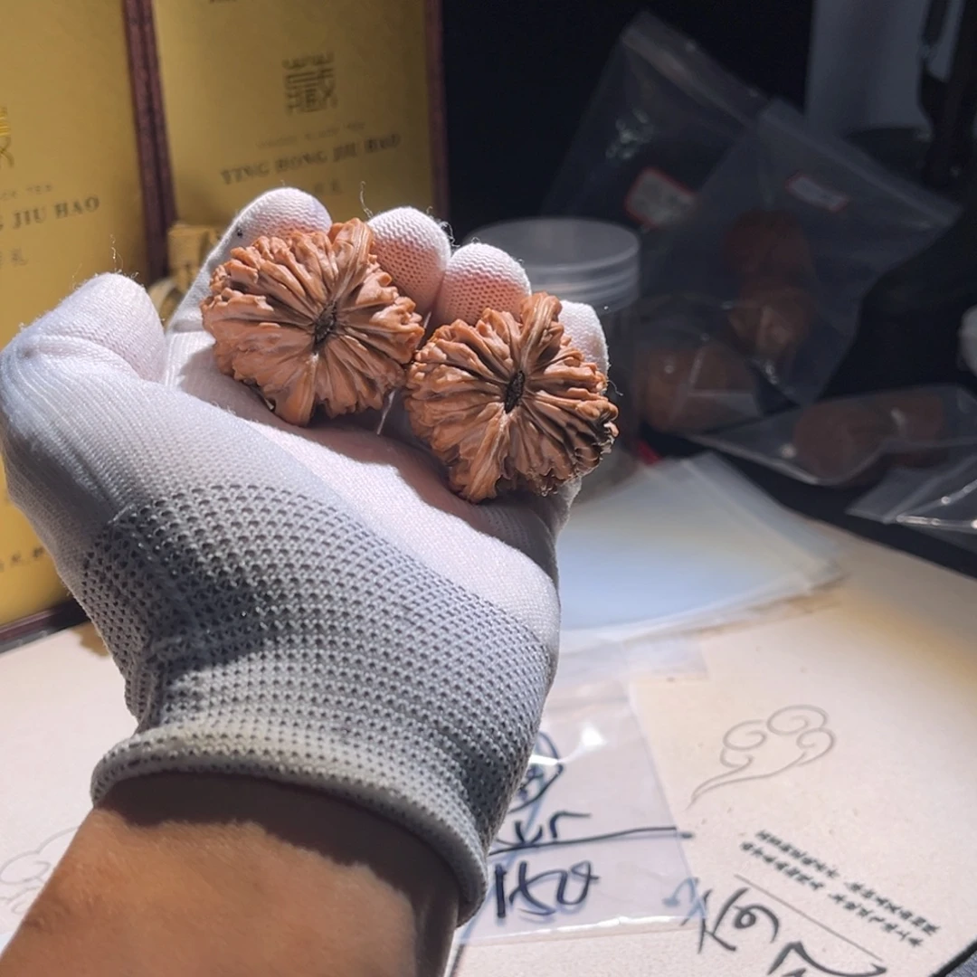 阿***哥全品 45楼子。全哦。楼子。扣子