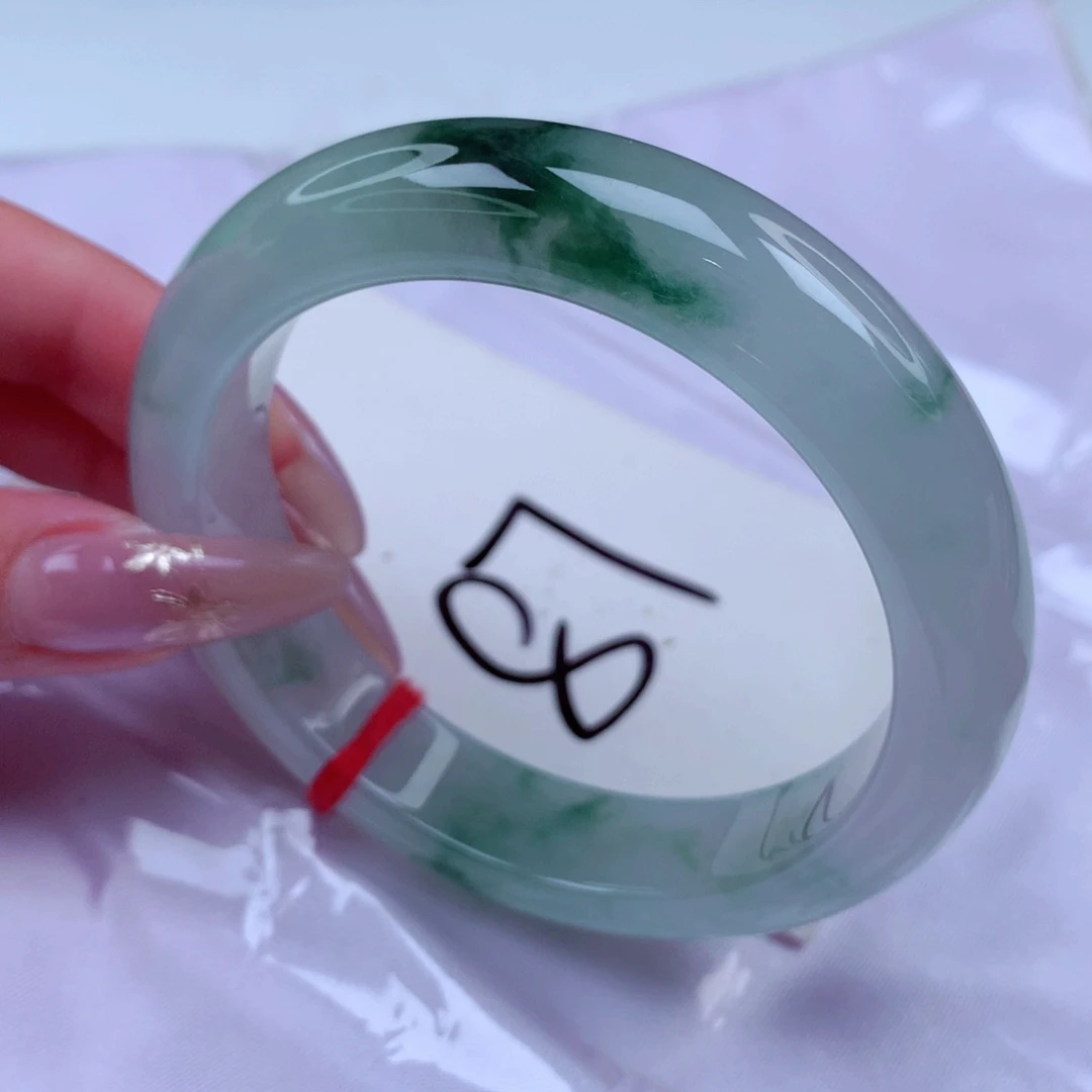 翡翠手镯未镶嵌翡翠55