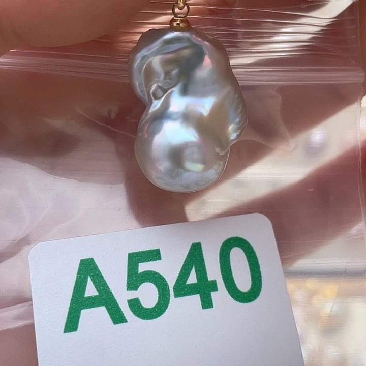 天然珍珠。  漏 漏 漏未镶嵌淡水珍珠