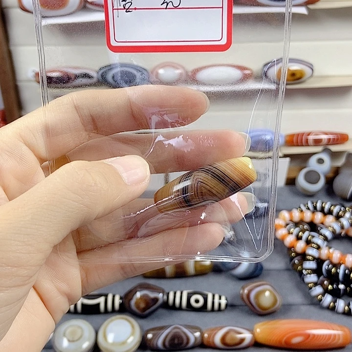 悟***玛瑙/玉髓未镶嵌颈饰