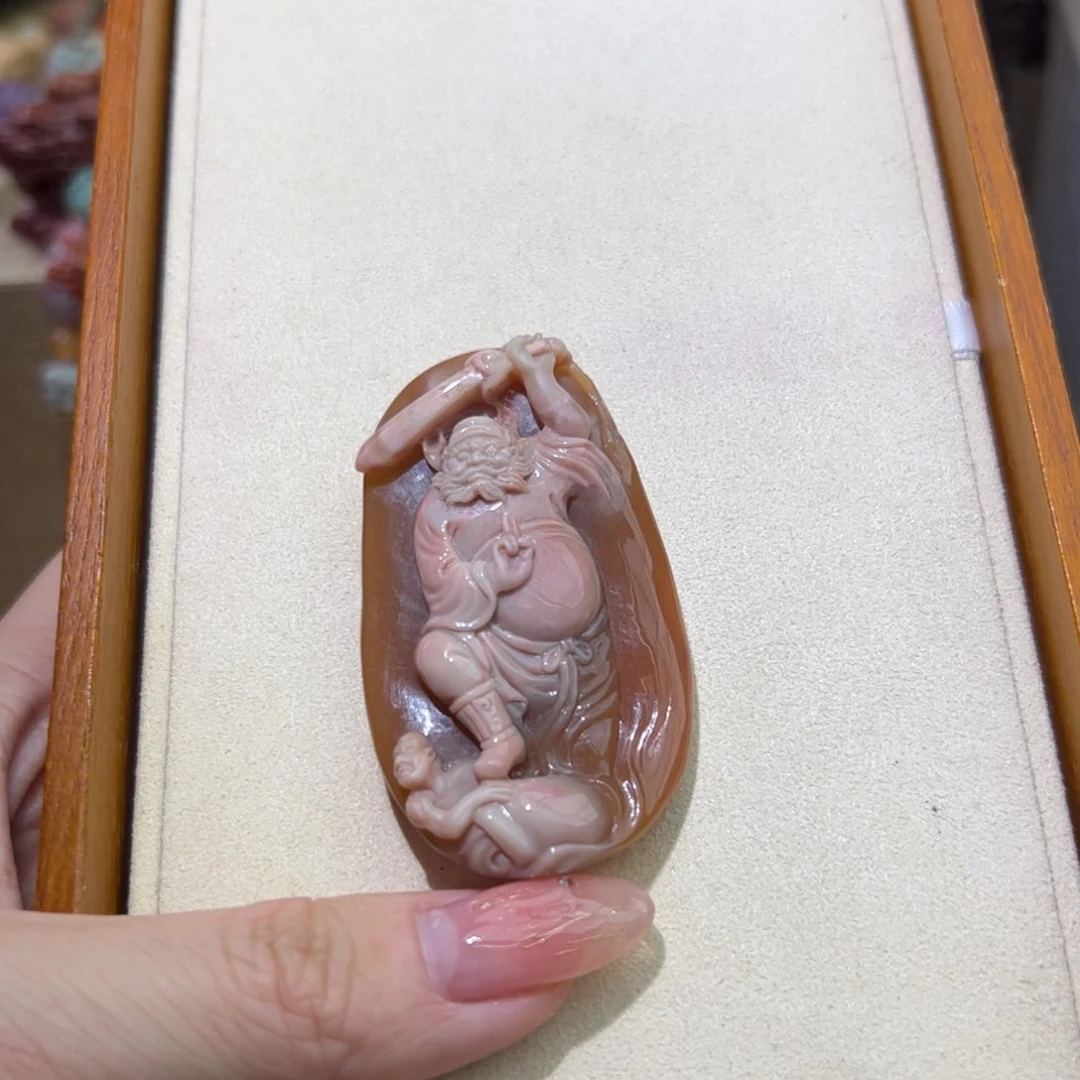 石英质玉颈饰未镶嵌写**淮