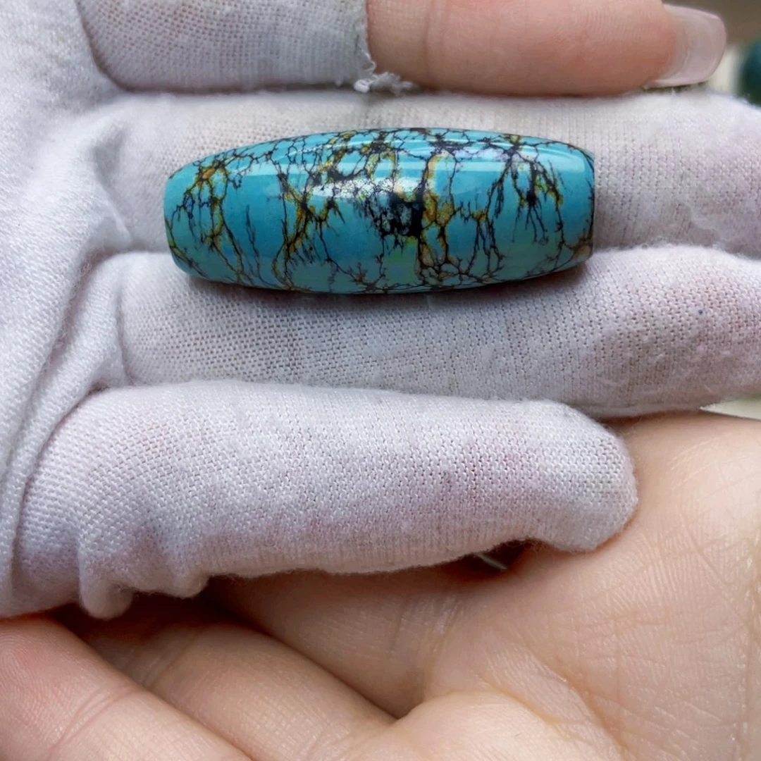 绿松石未镶嵌饰品