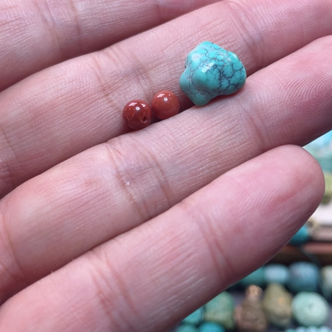 南红玛瑙配饰未镶嵌