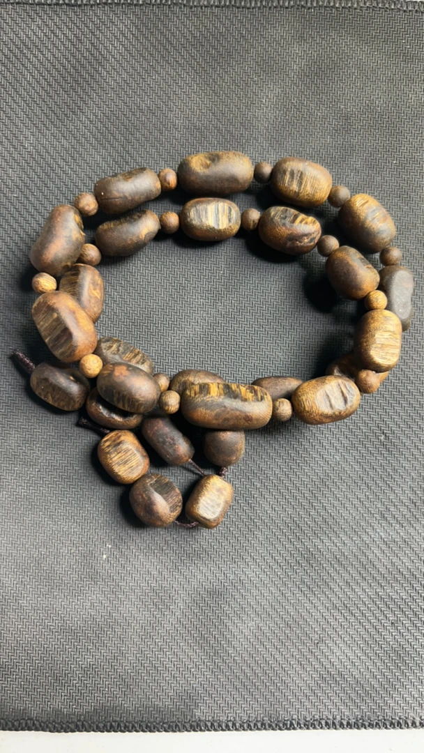 奇楠沉香留疤双圈40克多样性发1