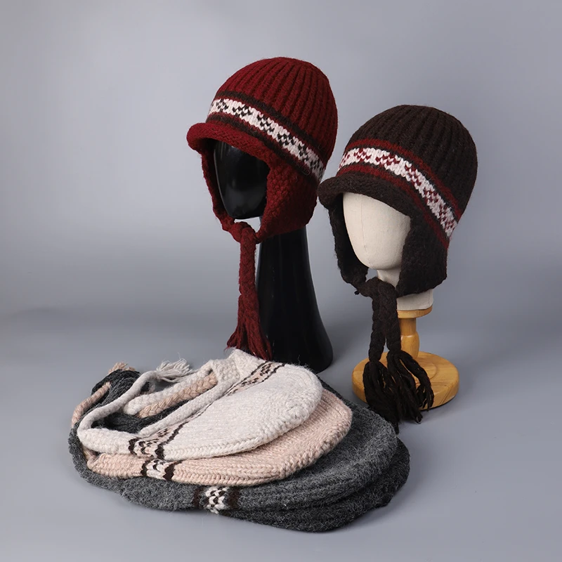 冬季新款民族风护耳帽百搭时尚户外保暖休闲毛线帽出游防寒帽子女