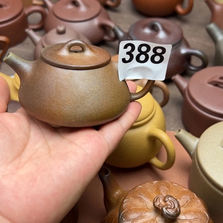 j***k茶壶紫砂黄降坡半手工130cc左右大瑕疵