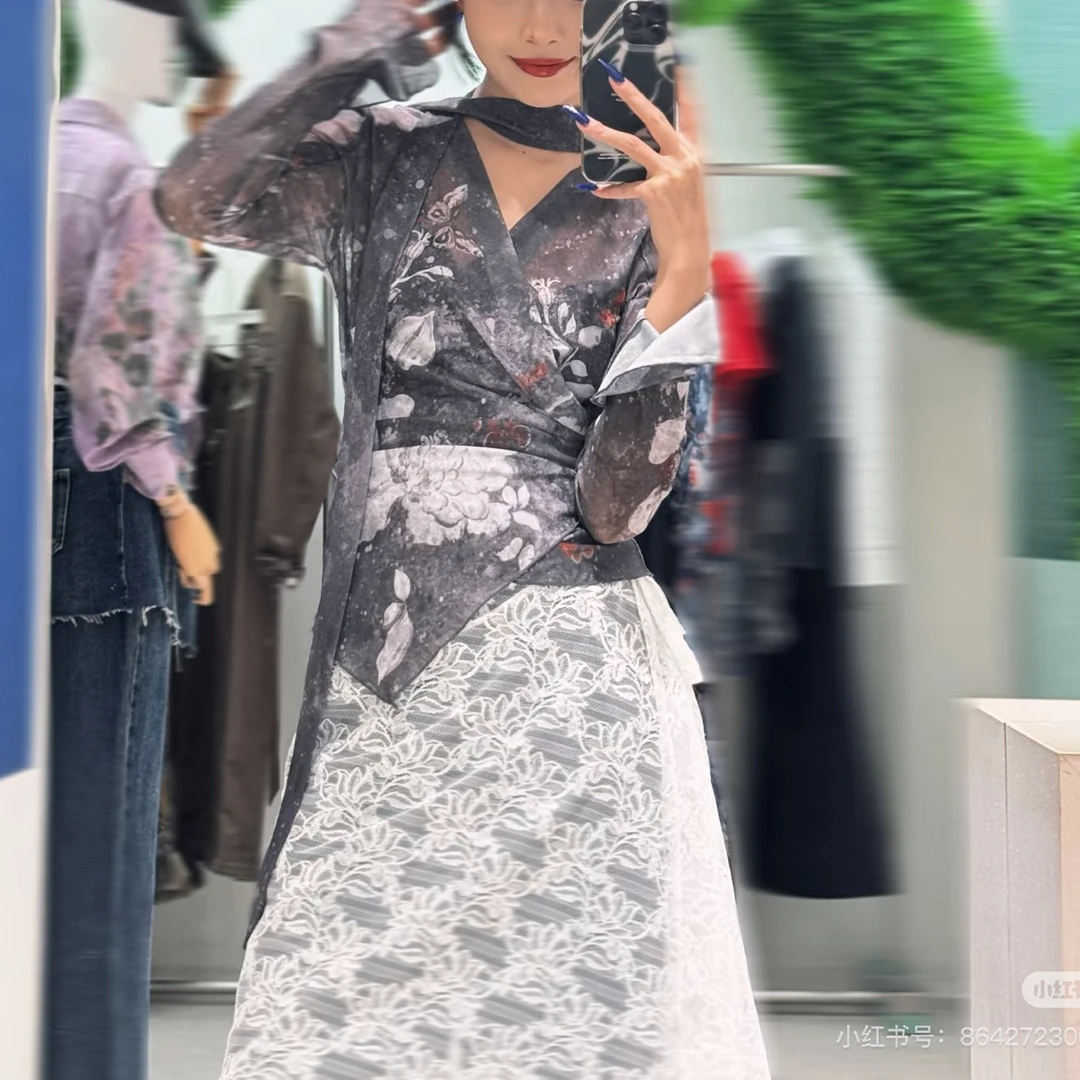 雾绡瑰瓷绘刺绣连衣裙修身显瘦时尚气质