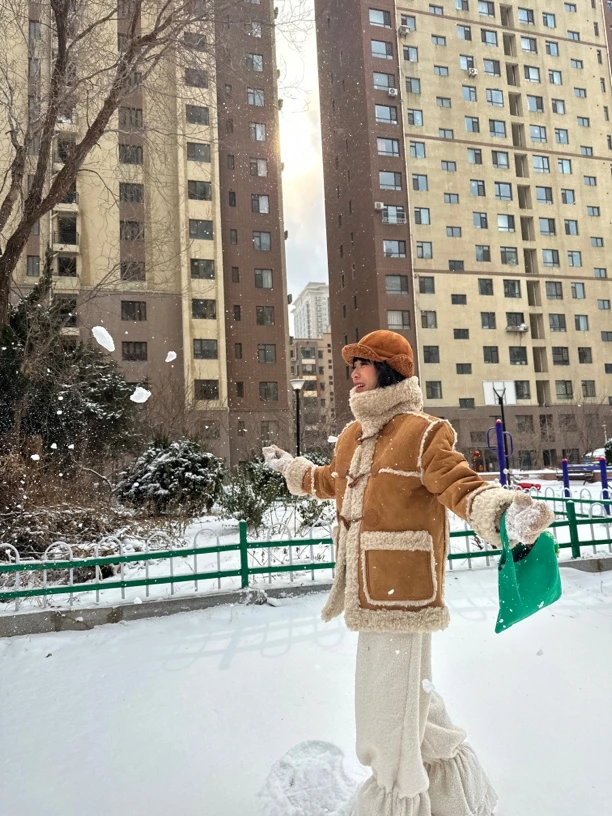 韩国新款咖色两面穿毛毛外套（no退换）