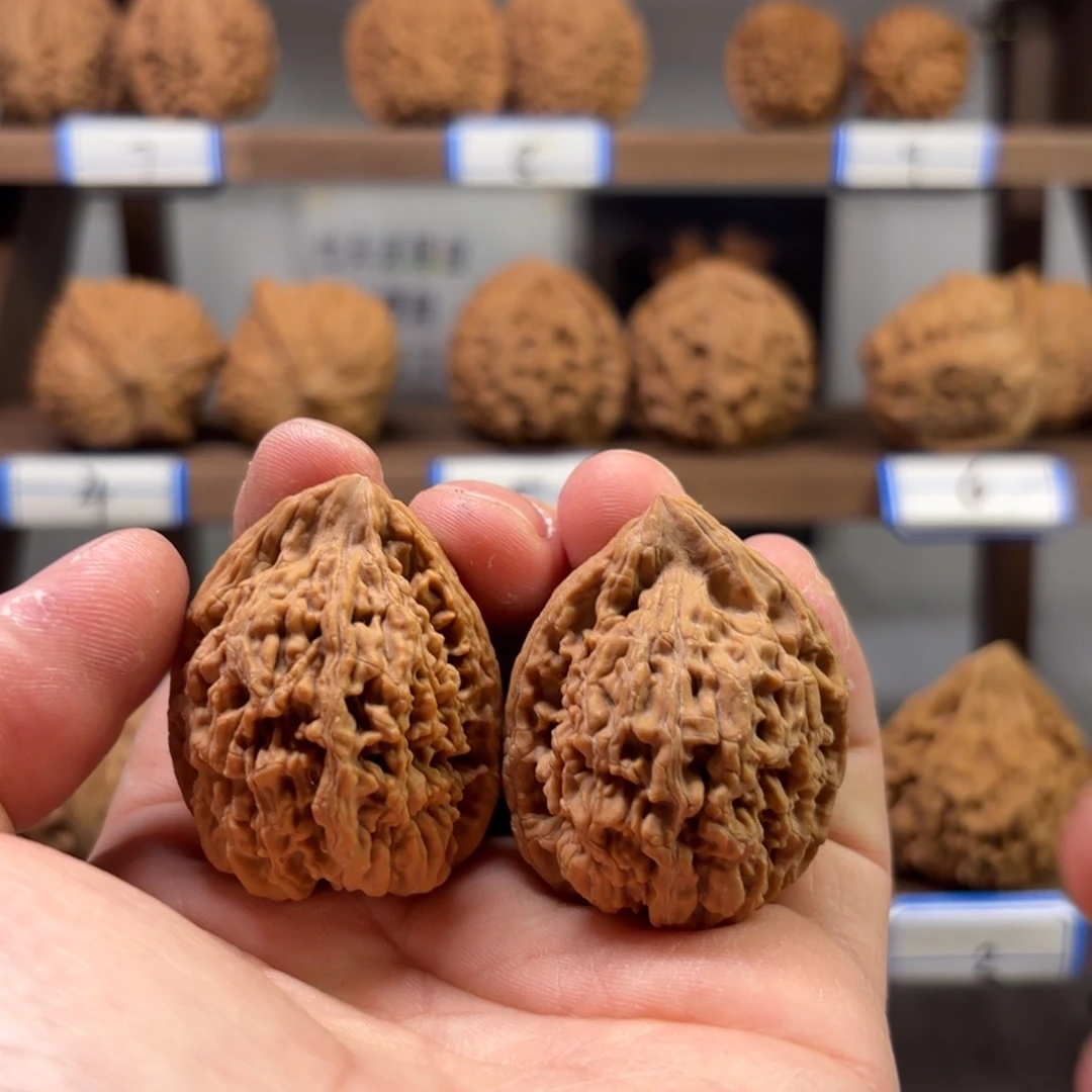 文玩核桃把件39/43蚂蚁王