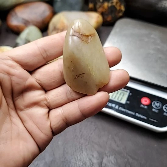 和田玉（糖玉）未镶嵌挂件