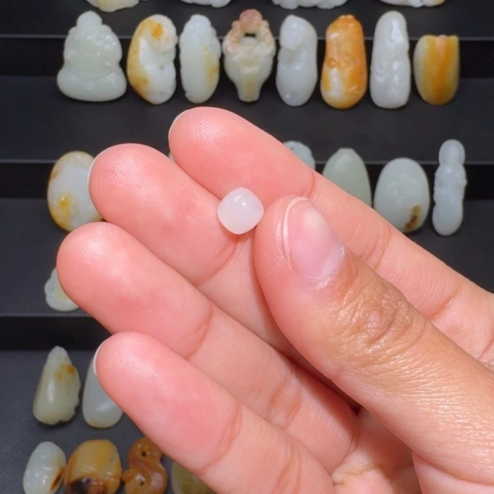 和田玉颈饰未镶嵌?*果