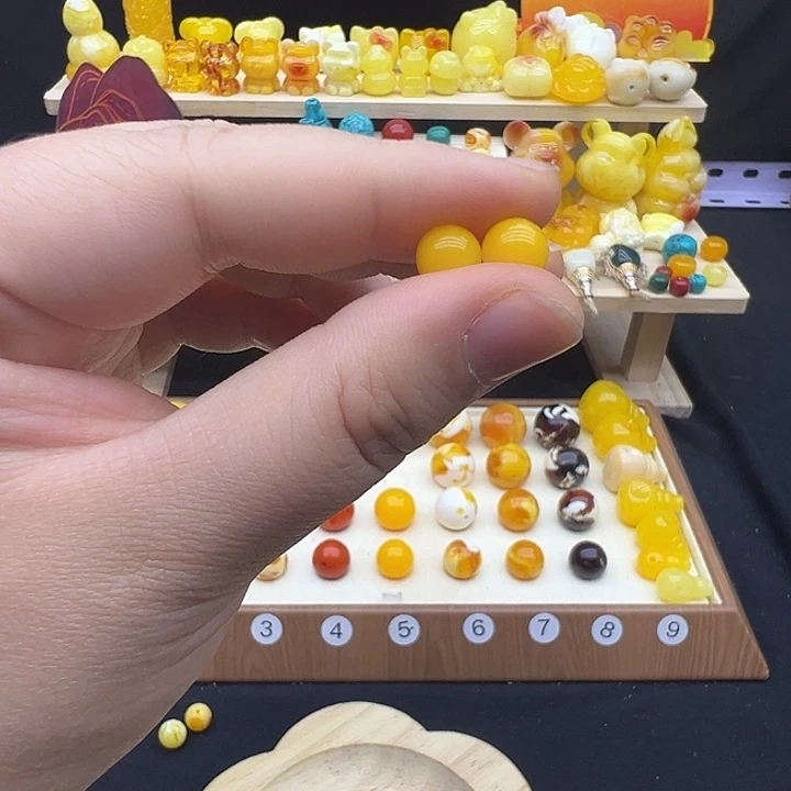 蜜蜡未镶嵌裸石配饰